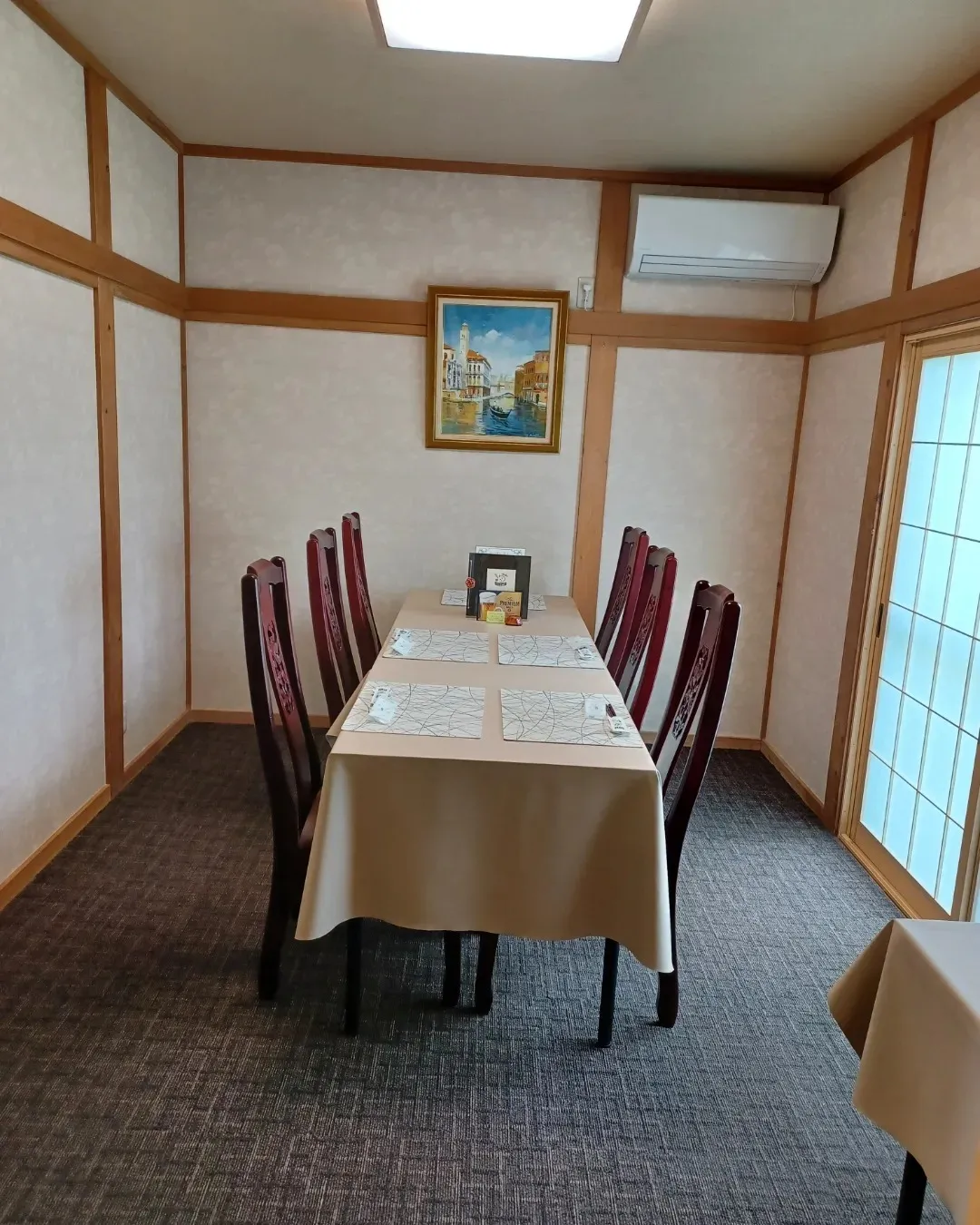 店内【わっぱ飯 たつ吉】